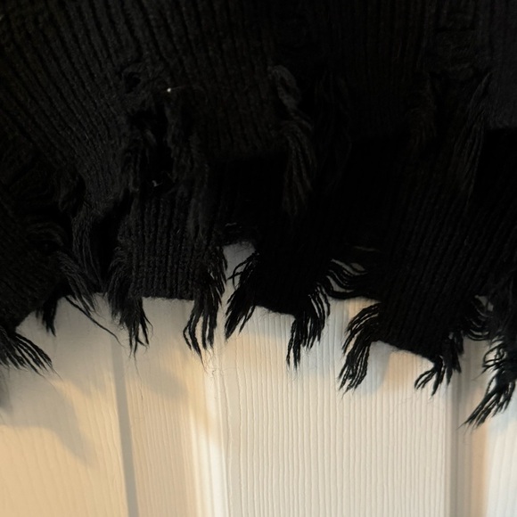 Distressed, Frayed Cropped Black Windsor Sweater - Picture 2 of 4
